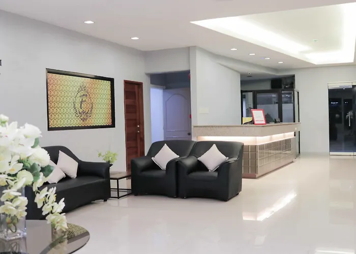 Hotel Reddoorz Premium @ Wireless Cebu 4*