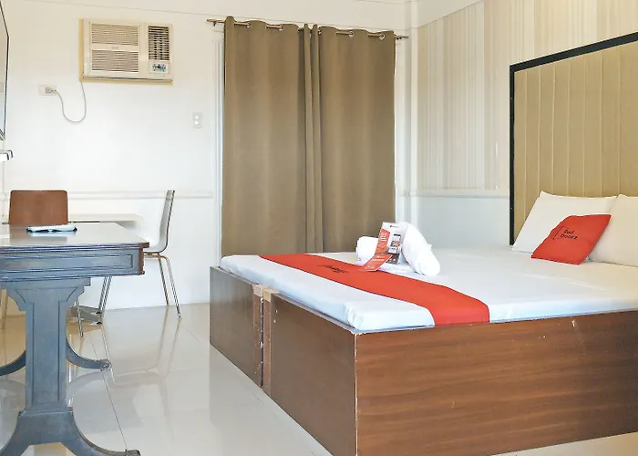 Hotel Reddoorz Premium @ Wireless Cebu 4*