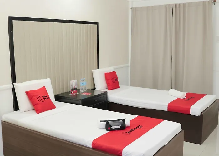Reddoorz Premium @ Wireless Cebu Hotel Mandaue City