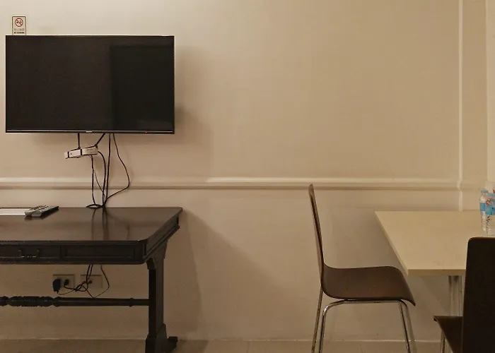 Reddoorz Premium @ Wireless Cebu 4* Mandaue City